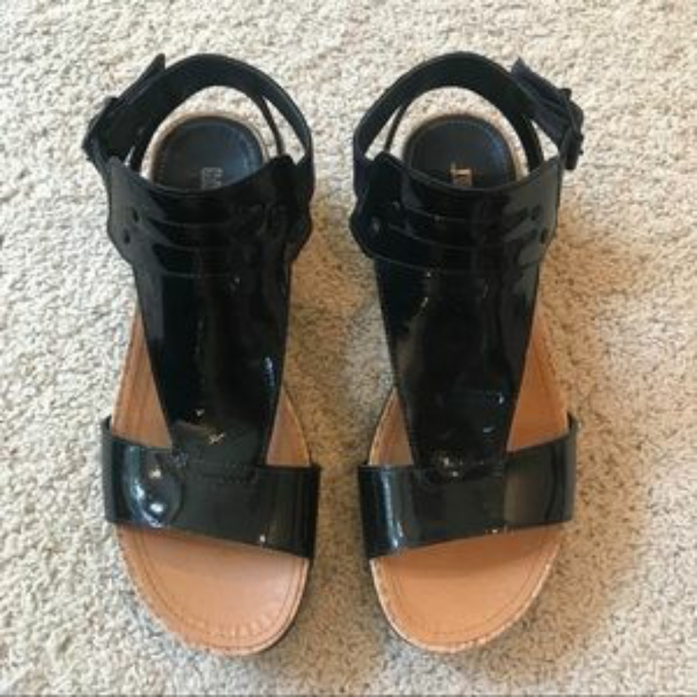 Temporary Sale CAT Black Sandals 🐛 - Picture 4 of 13
